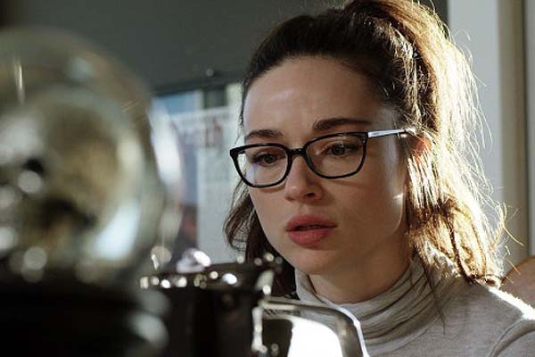 Crystal Reed dans Ghostland (2018)