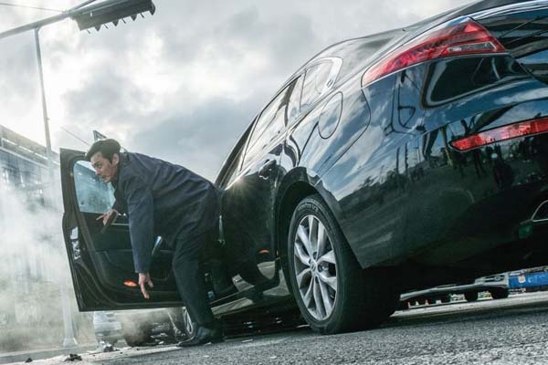 Jang Dong-gun dans V.I.P. (2017)