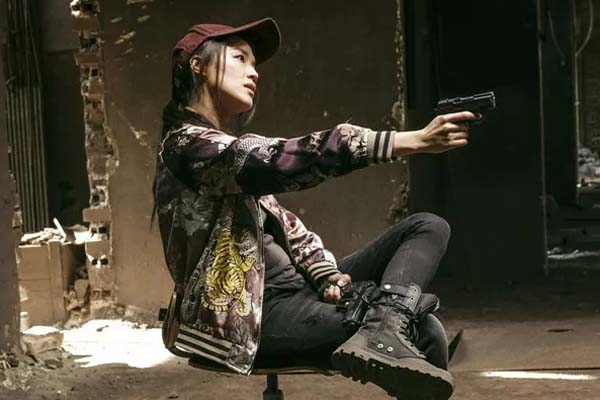 Qi Shu dans The Adventurers (2017)