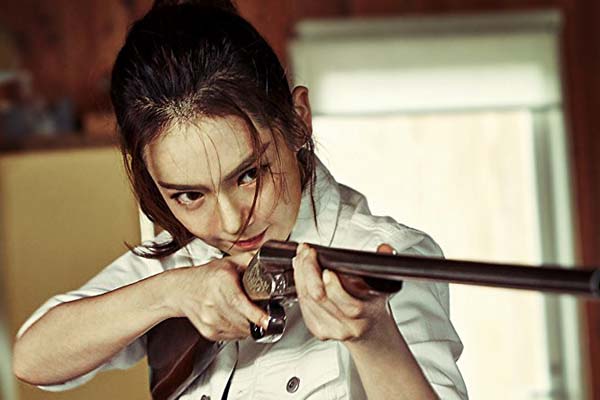 Ji-won Ha dans Manhunt (2017)