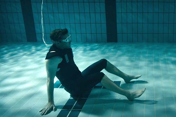 Sam Worthington dans The Titan (2018)