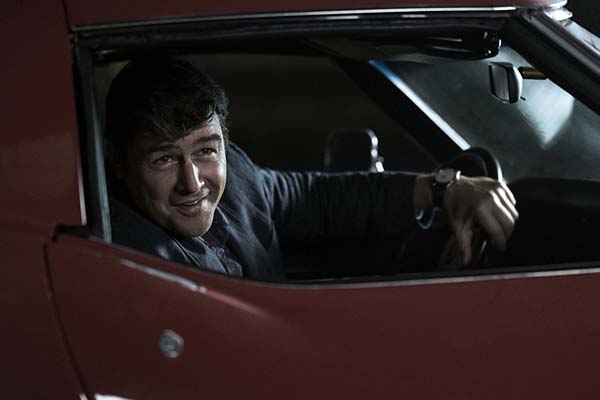 Kyle Chandler dans Game Night (2018)