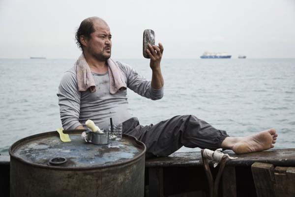 Kim Sang-ho dans Sea Fog (2014)