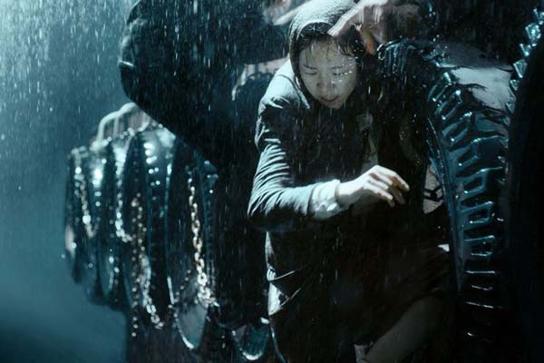 Han Ye-ri dans Sea Fog (2014)