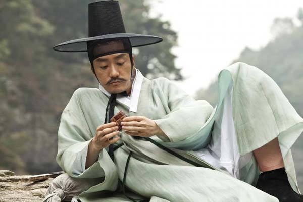 Kim Myung-min dans Detective K: Secret of the Virtuous Widow (2011)