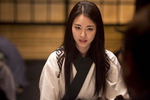 Lee Yeon-hee dans Detective K: Secret of the Lost Island (2015)