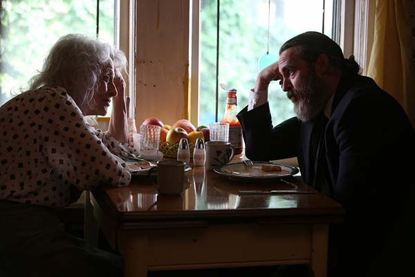 Joaquin Phoenix et Judith Roberts dans You Were Never Really Here (2017)