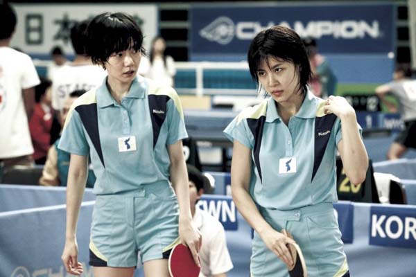 Bae Doona et Ha Ji-won dans As One (2012)