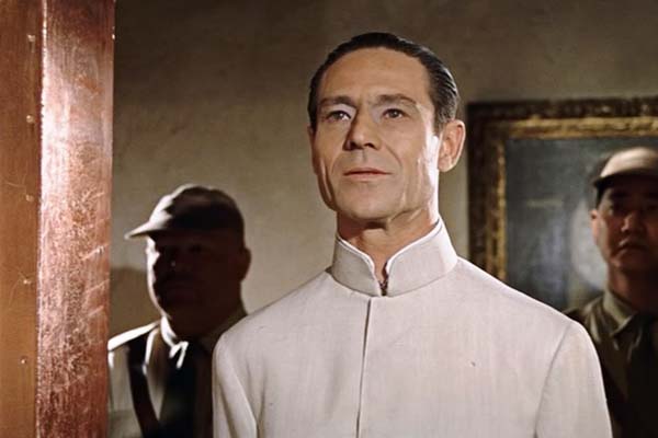 Joseph Wiseman dans Dr. No (1962)