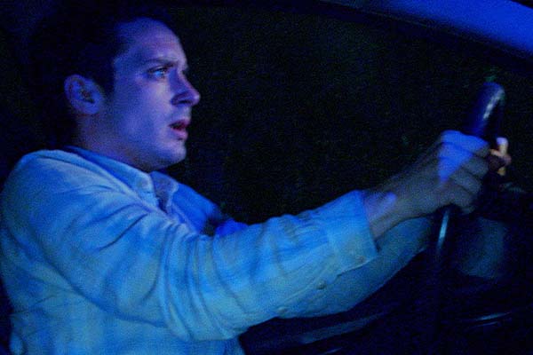 Elijah Wood dans Open Windows (2014)