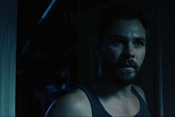 Patrick John Flueger dans The Super (2017)