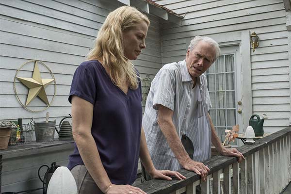 Clint Eastwood et Alison Eastwood dans The Mule (2018)