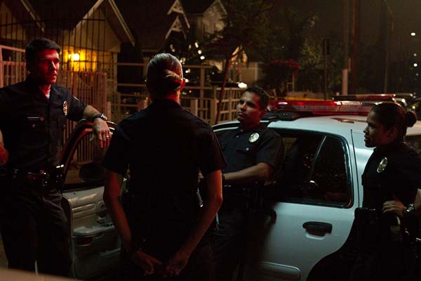 Frank Grillo, Michael Peña, America Ferrera, et Cody Horn dans End of Watch (2012)