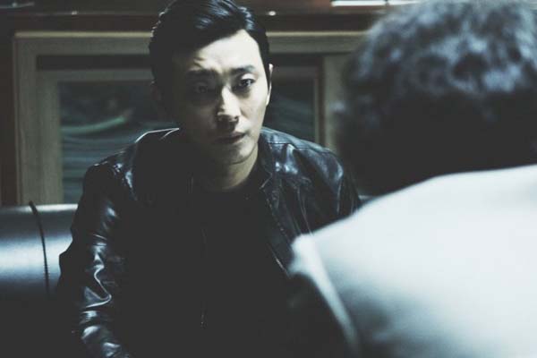 Ju Ji-hoon dans Confession (2014)