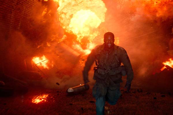 Jovan Adepo dans Overlord (2018)