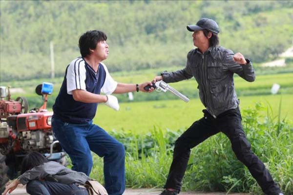 Jung Kyung-ho et Kim Yoon-seok dans Running Turtle (2009)