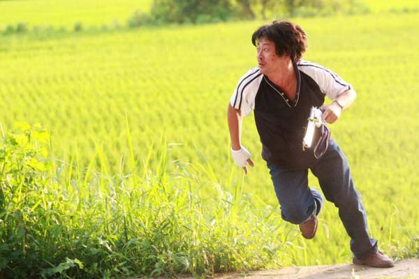 Kim Yoon-seok dans Running Turtle (2009)