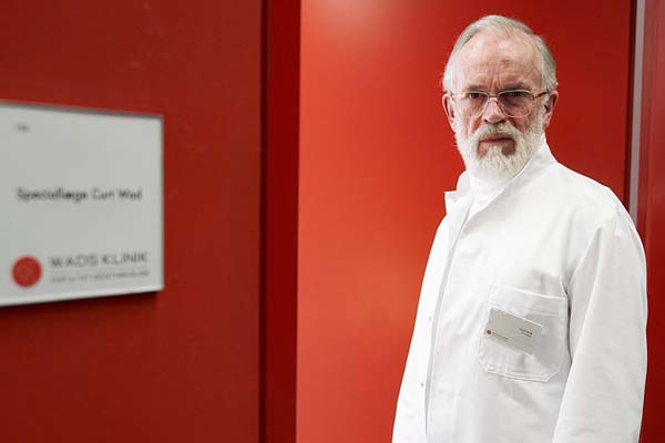 Anders Hove dans Journal 64 (2018)