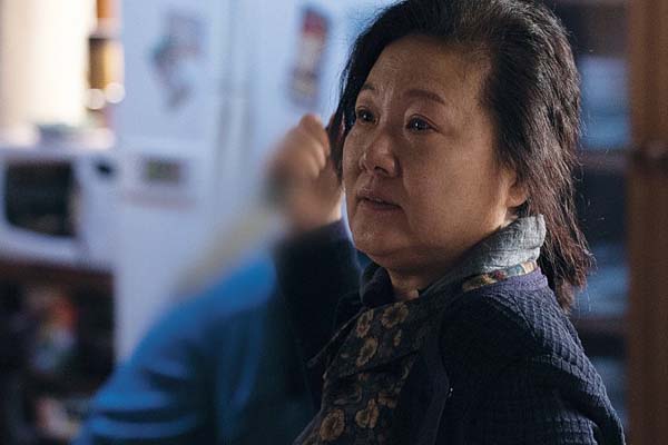Kim Hae-sook dans RV: Resurrected Victims (2017)