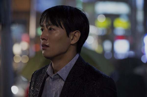 Kim Rae-won dans RV: Resurrected Victims (2017)