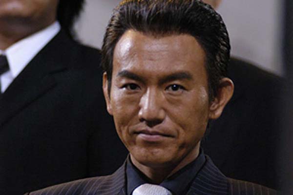 Son Byong-ho dans Running Wild (2006)