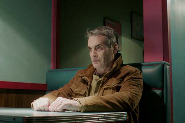 Henry Rollins dans He Never Died (2015)