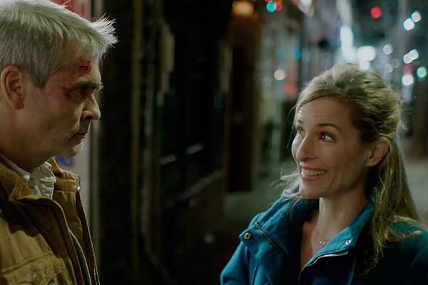 Kate Greenhouse et Henry Rollins dans He Never Died (2015)