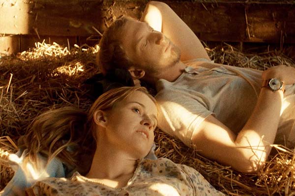 Christoffer Nordenrot et Lisa Henni dans The Unthinkable (2018)