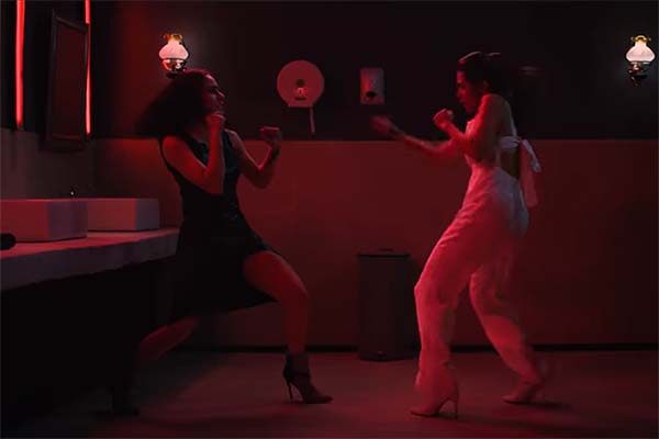 Jennifer Lee et Cristine Reyes dans Maria (2019)
