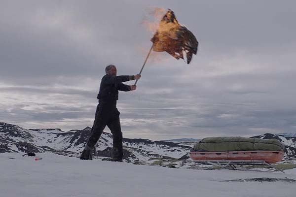 Mads Mikkelsen dans Arctic (2018)
