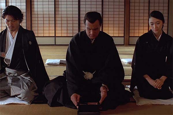 Kōsuke Toyohara, Steven Seagal et Pace Wu dans Into the Sun (2005)