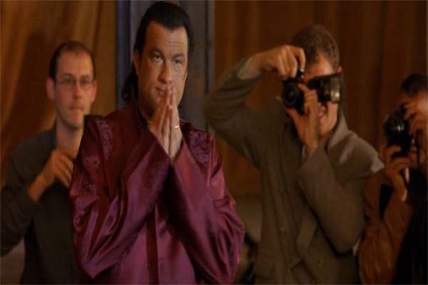 Steven Seagal dans Out for a Kill (2003)