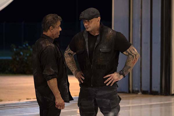 Sylvester Stallone et Dave Bautista dans Escape Plan: The Extractors (2019)