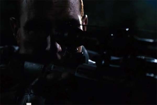 Vinnie Jones dans Submerged (2005)