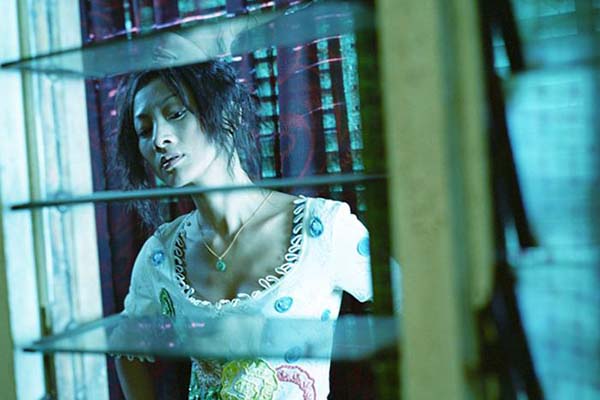 Bai Ling dans Three... Extremes (2004)