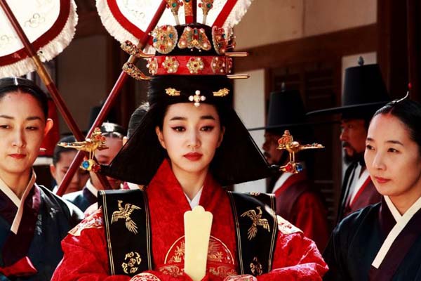 Soo Ae dans The Sword with No Name (2009)