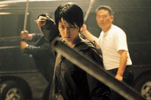 Shin Eun-kyung dans My Wife Is a Gangster (2001)
