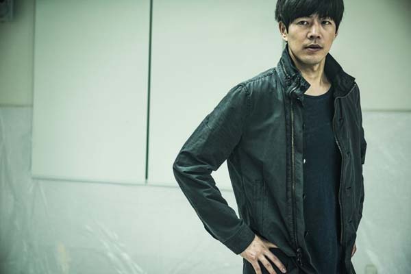 Lee Sang-yoon dans Insane (2016)