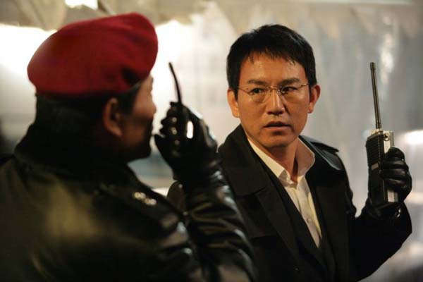 Son Byong-ho dans Going by the Book (2007)