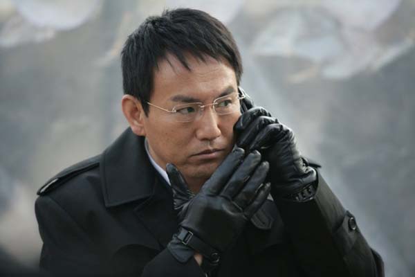 Son Byong-ho dans Going by the Book (2007)