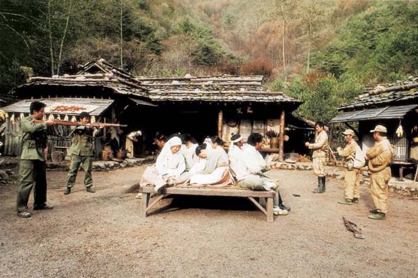 Welcome to Dongmakgol (2005)