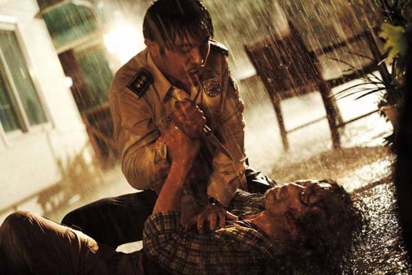 Yoo Hae-jin et Jin Goo dans Truck (2008)