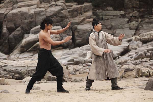 Oh Ji-ho et Cha Tae-hyun dans The Grand Heist (2012)