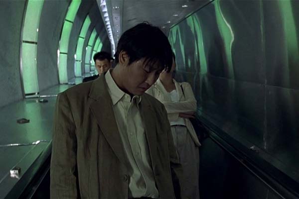 Song Kang-ho dans Sympathy for Mr. Vengeance (2002)