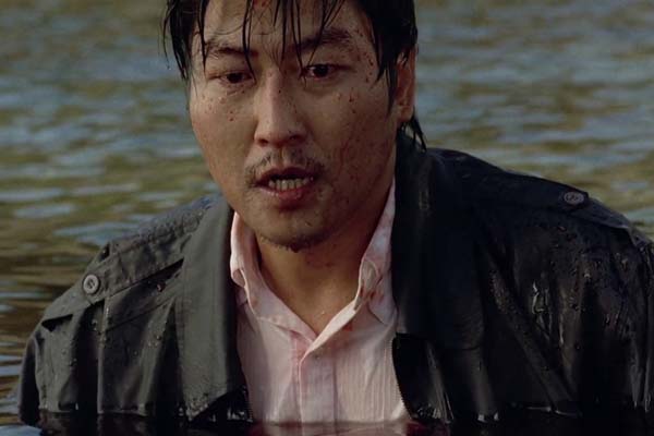 Song Kang-ho dans Sympathy for Mr. Vengeance (2002)