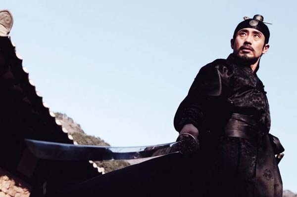 Shin Ha-kyun dans Empire of Lust (2015)