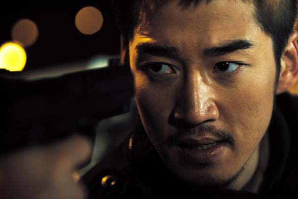 Yoon Kye-sang dans Poongsan (2011)