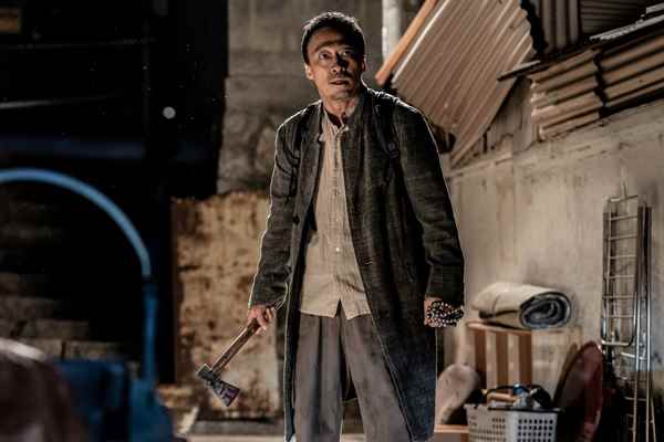 Lee Sung-min dans The 8th Night (2021)