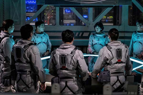 The Silent Sea (2021)