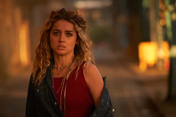 Ana de Armas dans The Informer (2019)